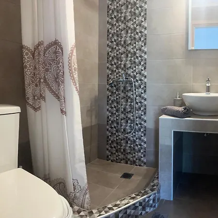 Kostas - Lejlighed *